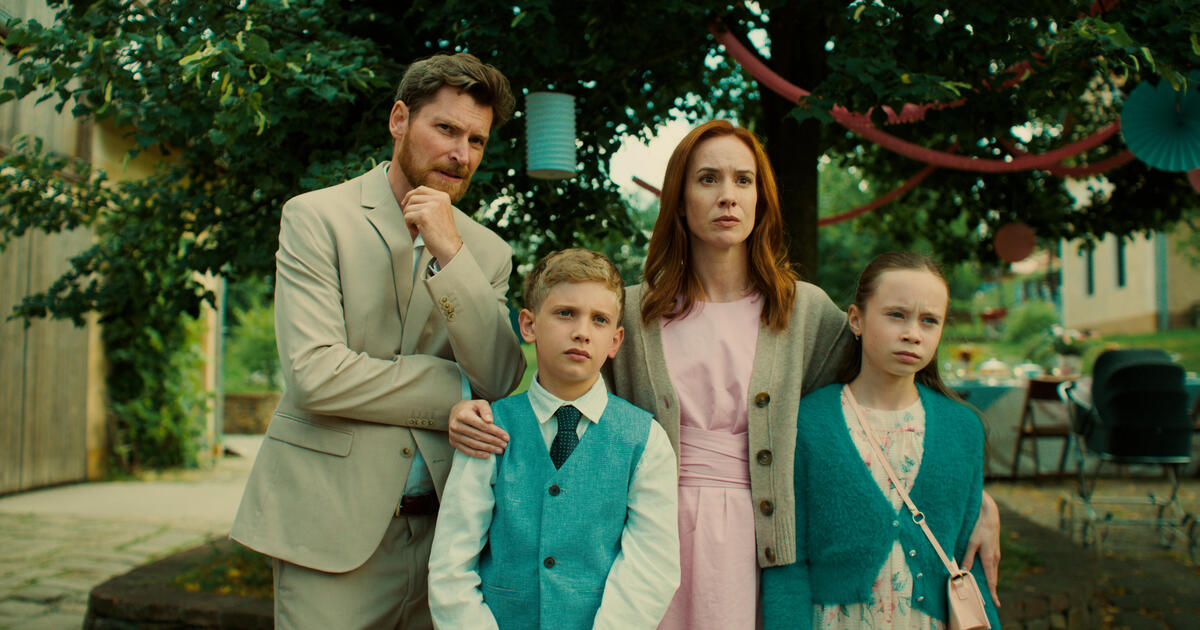 Přání k narozeninám: Křtiny: Teaser